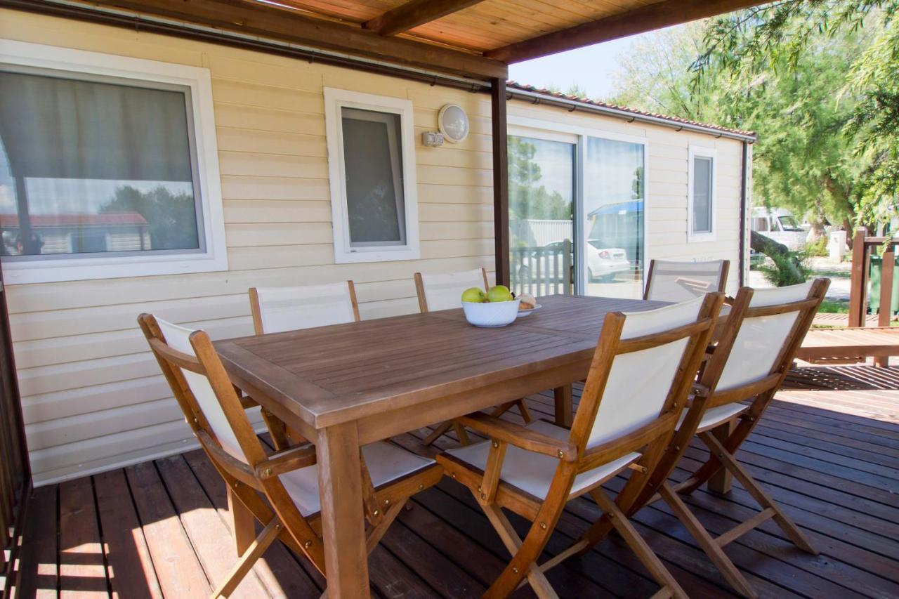 Mobile Homes Solaris Vacanceselect ชิเบนิก ภายนอก รูปภาพ