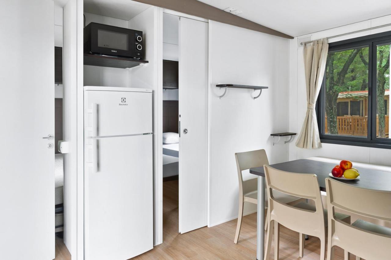 Mobile Homes Solaris Vacanceselect ชิเบนิก ภายนอก รูปภาพ