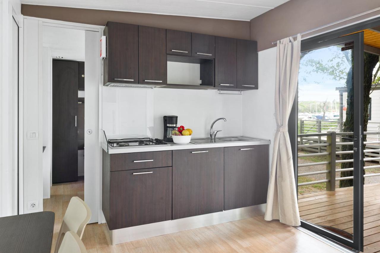 Mobile Homes Solaris Vacanceselect ชิเบนิก ภายนอก รูปภาพ