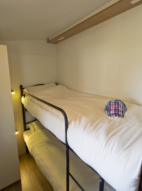 Mobile Homes Solaris Vacanceselect ชิเบนิก ห้อง รูปภาพ